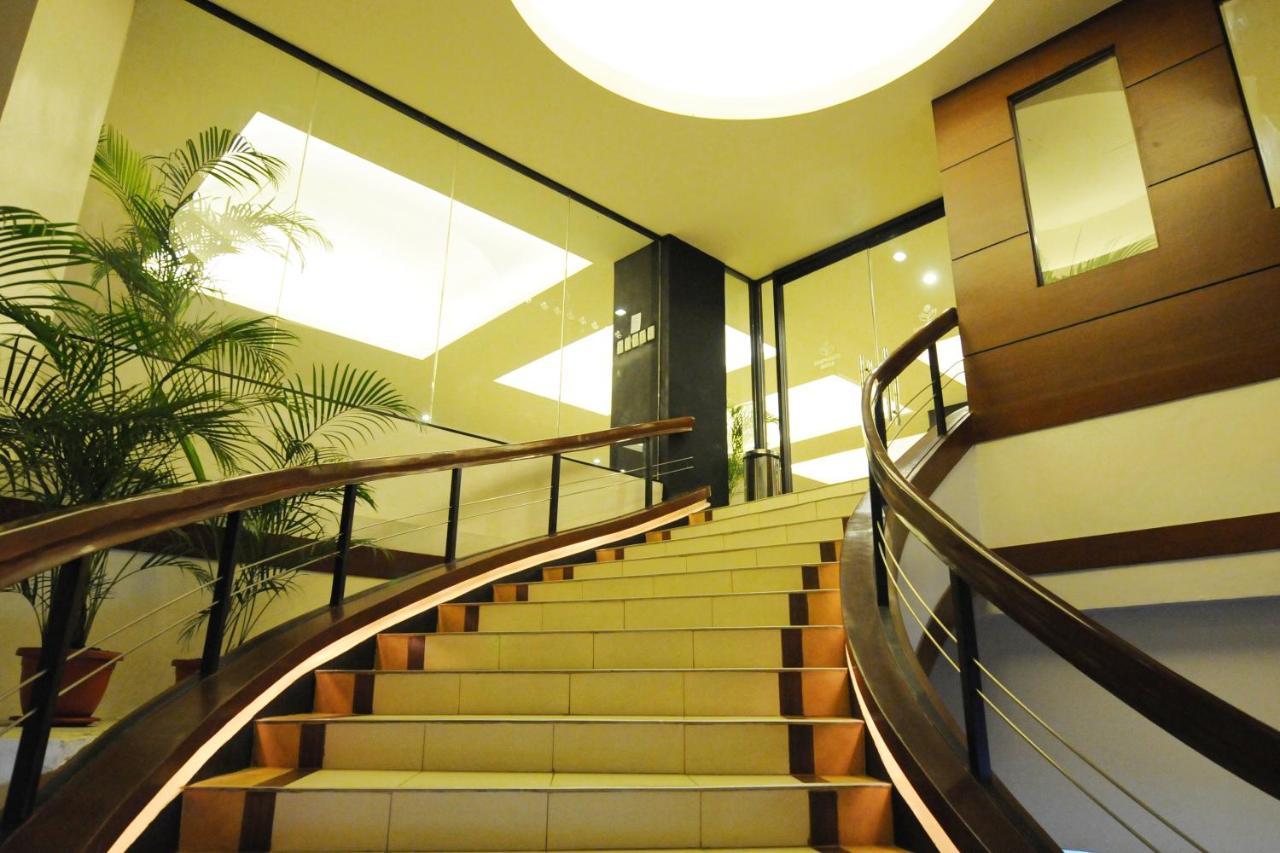 Sampaguita Suites Jrg Cebu Bagian luar foto